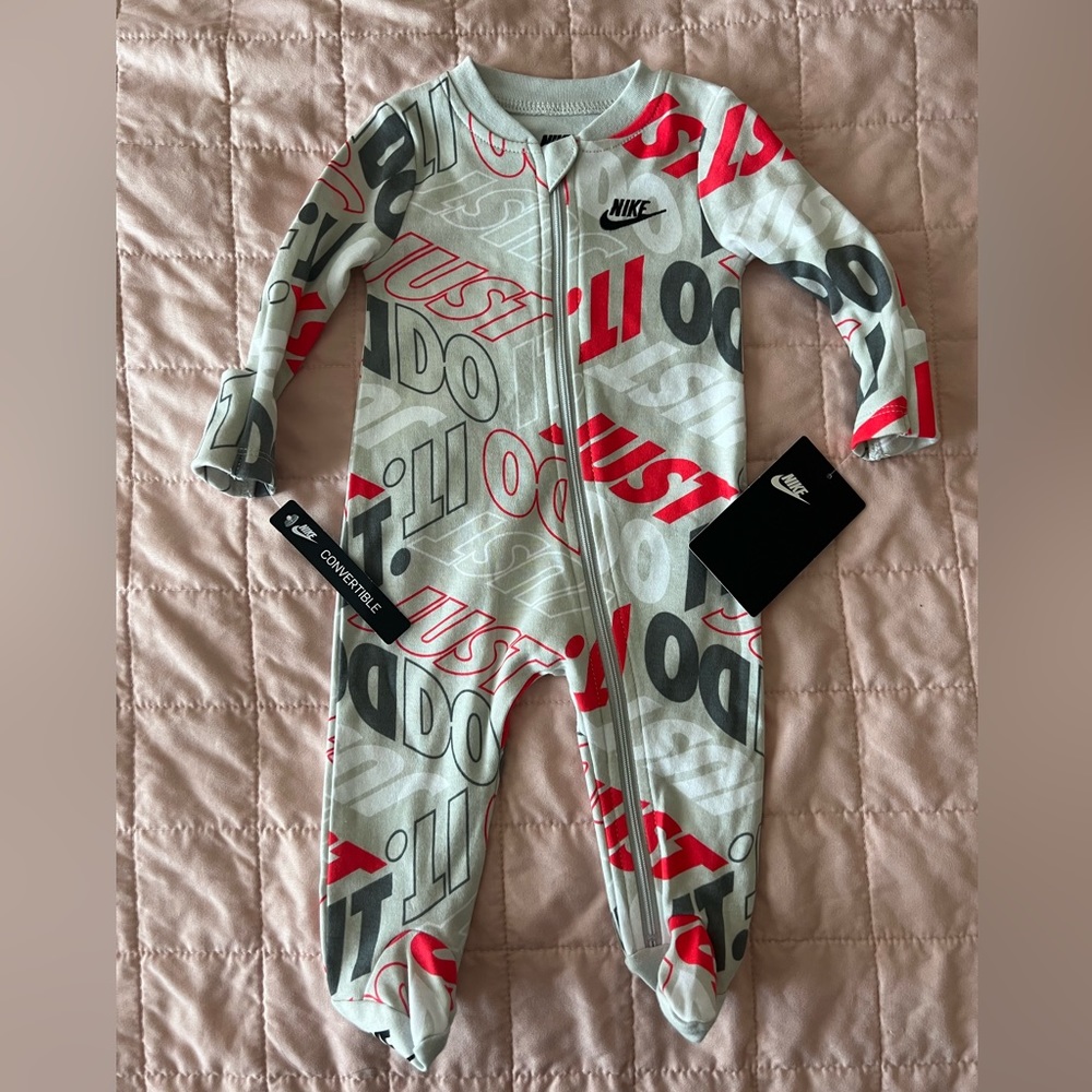 Nike photon dust baby 3 months footie onesie